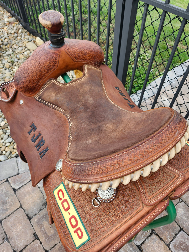 15" 2014 Cactus Saddlery Trophy Roping Saddle Saddle Running P