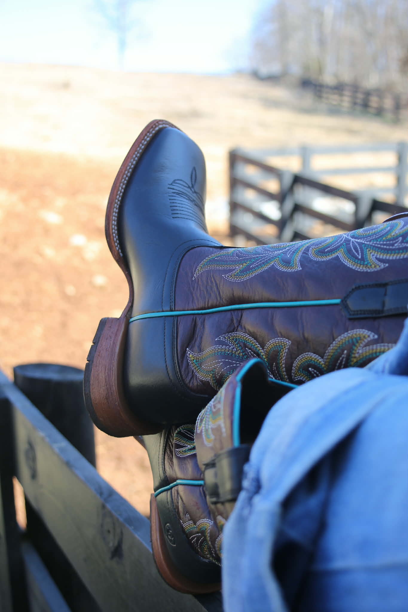 WMS County Lane Wide Square Toe Western Boot BASIC BLACK 10074376 Boots Ariat