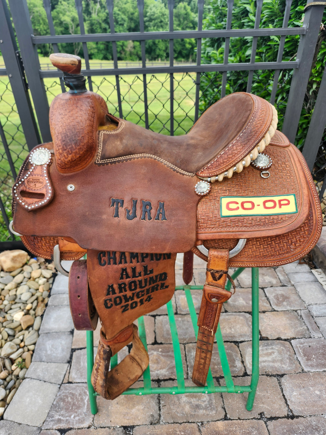 15" 2014 Cactus Saddlery Trophy Roping Saddle Saddle Running P