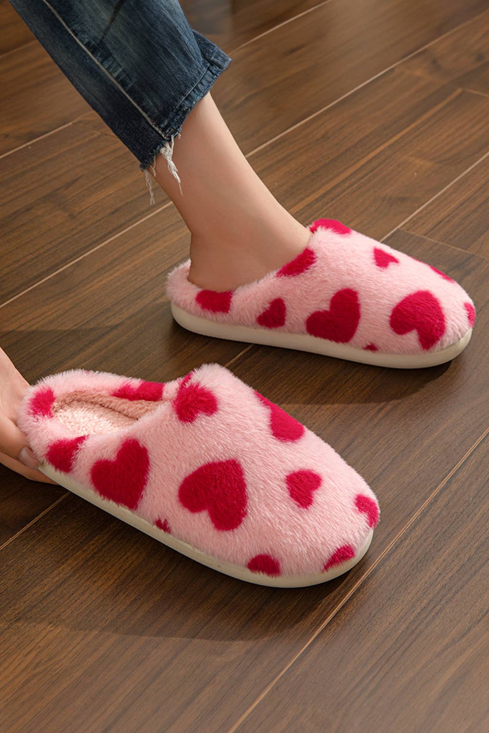 Valentines Heart Shape Winter Fuzzy Slippers - Double C Western Supplyfashionworks
