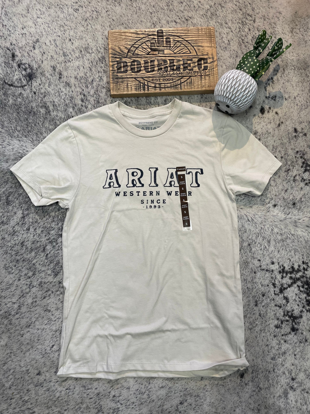 WMS Ariat Western Wear T-Shirt - Double C Western SupplyAriat