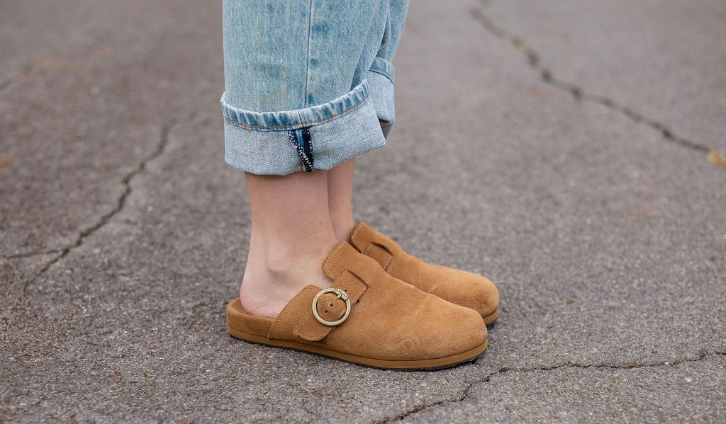 WMS Country Mule CARAMEL SUEDE - Double C Western SupplyAriat