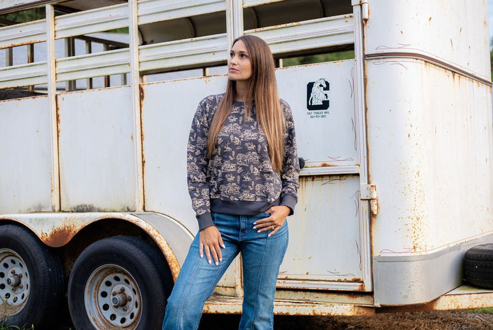 WMS Essential Crew Sweatshirt RETRO RODEO CARBON COPY 10079453 - Double C Western SupplyAriat