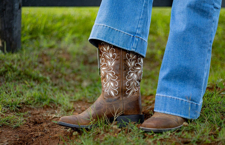 WMS Round Up Holly Wide Square Toe Western Boot PEARL 10074320 - Double C Western SupplyAriat