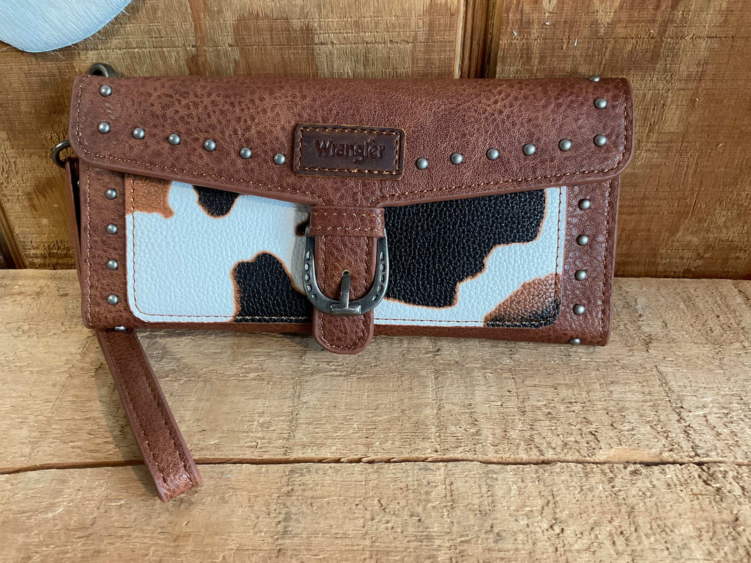 Wrangler Western Cow-Print Tri-fold RFID Wallet/Wristlet With Detachable Credit Card Holder WG195-W054BK/BR - Double C Western SupplyMontana West