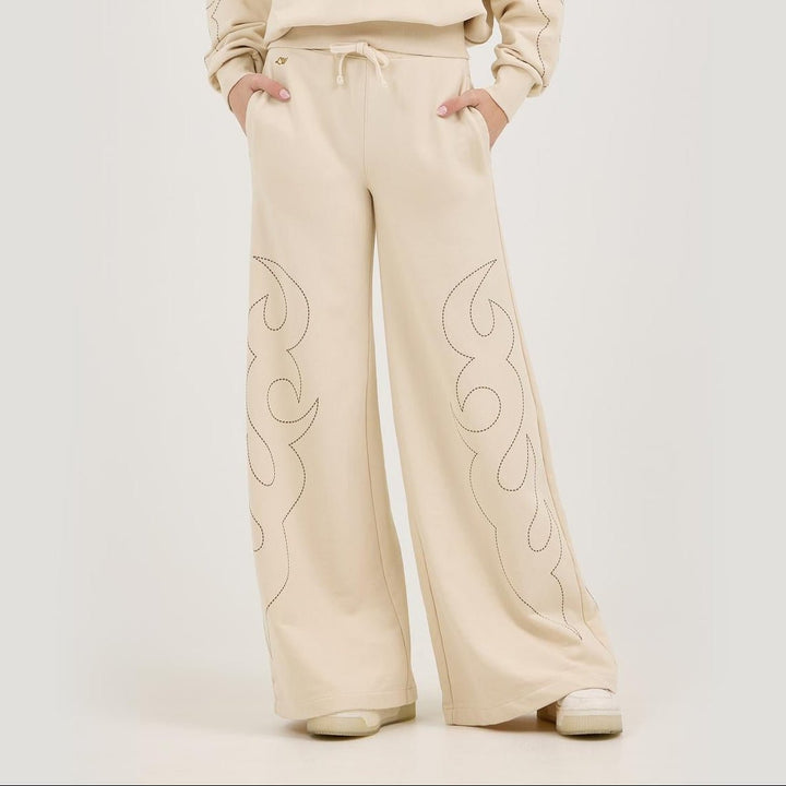 Wrangler® X Lainey Wilson Cowboy Sweatpants - Cream 112375657 - Double C Western SupplyWrangler