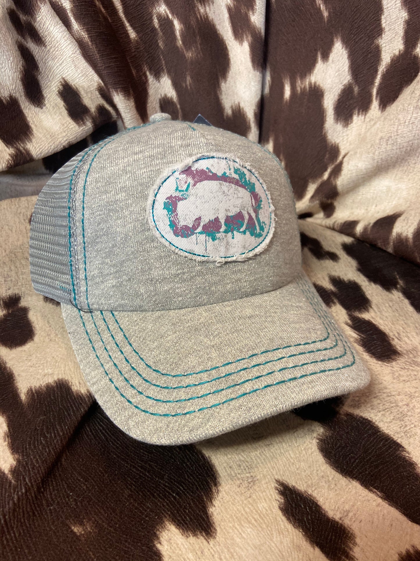 Gray womens trucker cap Double C