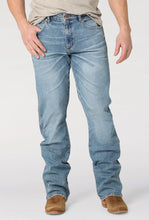 Load image into Gallery viewer, RETRO GREEN JEAN: MENS SLIM BOOT
