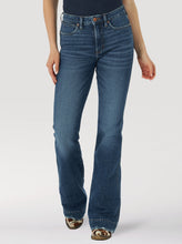 Load image into Gallery viewer, Wrangler Retro Womens Trousers
